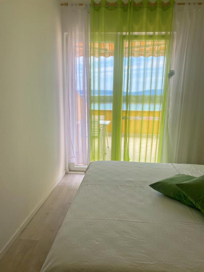 The Manzoni Family 2 Hotel Punat Bagian luar foto